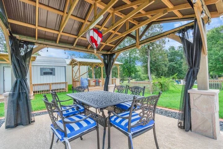 unique bubble retreat